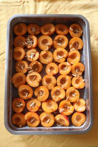 apricots with almonds